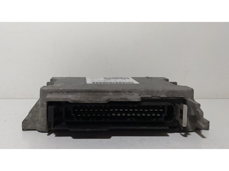 Recambio de centralita motor uce para fiat punto berl. (176) 55 s referencia OEM IAM 46467018 69324 R