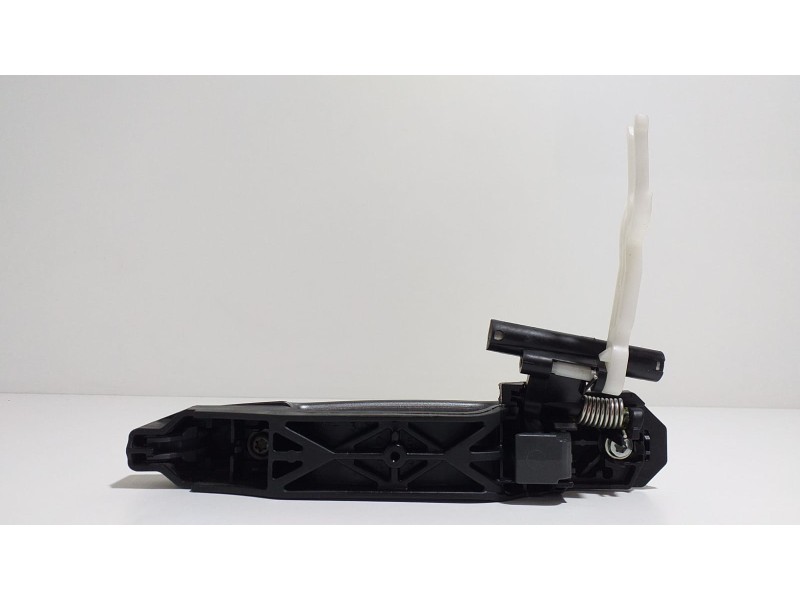 Recambio de maneta exterior trasera derecha para suzuki grand vitara jb (jt) 2.0 jlx-a (5-ptas.) referencia OEM IAM 8281263J00ZJ