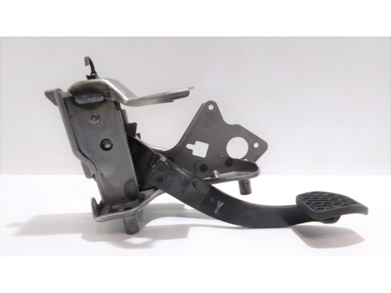 Recambio de pedal freno para nissan juke (f15) acenta referencia OEM IAM 465011KA2B 47460 