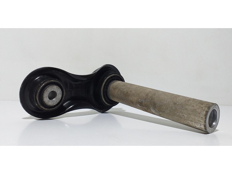 Recambio de soporte brazo suspension trasero derecho para bmw x6 (e71) 3.5d referencia OEM IAM 6774477 59488 