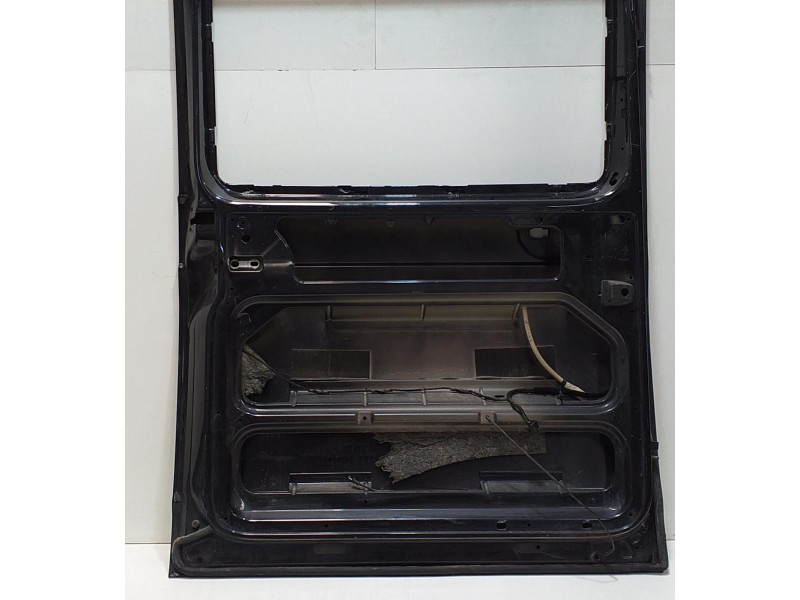 Recambio de puerta lateral corredera izquierda para volkswagen t5 bus 2.5 tdi referencia OEM IAM 7H0843107 73414 