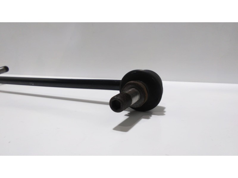 Recambio de bieleta estabilizadora delantera derecha para nissan juke (f15) acenta referencia OEM IAM K9K 47472 