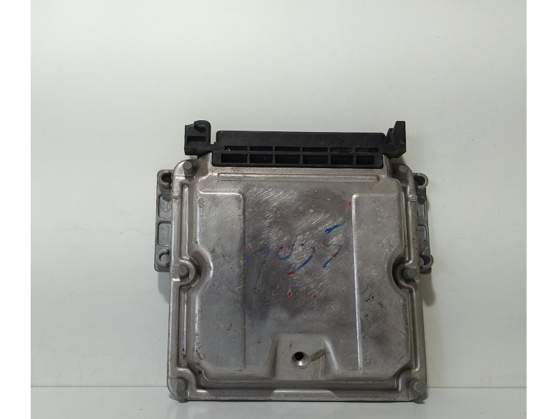 Recambio de centralita motor uce para citroën xantia berlina 2.0 hdi 90/110 attraction referencia OEM IAM 9637089580 69353 R