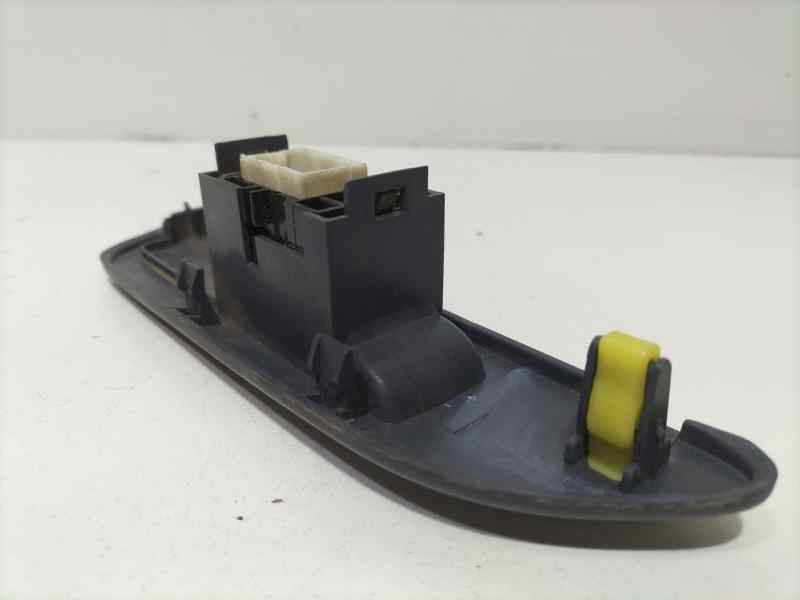 Recambio de mando elevalunas trasero derecho para toyota land cruiser (j9) td gx (5-ptas.) referencia OEM IAM 7421560070 82650 