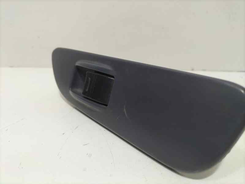 Recambio de mando elevalunas trasero derecho para toyota land cruiser (j9) td gx (5-ptas.) referencia OEM IAM 7421560070 82650 