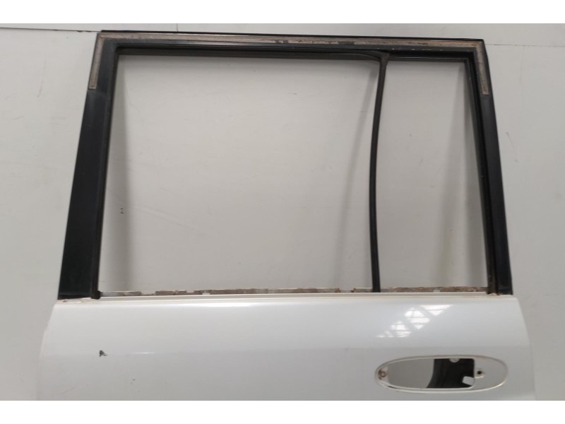 Recambio de puerta trasera izquierda para toyota land cruiser (j10) 4.2 24v turbodiesel cat referencia OEM IAM 1HDFTE 76473 R