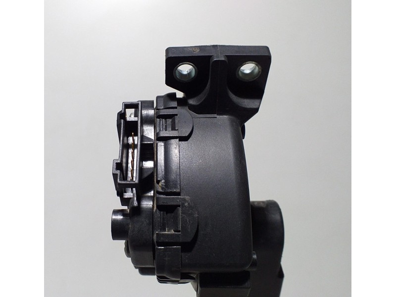 Recambio de potenciometro pedal para porsche cayenne (typ 9pa) 4.5 v8 cat referencia OEM IAM 7L0723507D 66746 