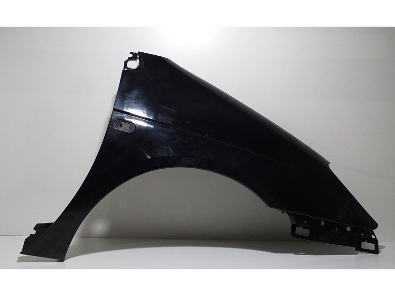 Recambio de aleta delantera derecha para renault scenic (ja..) 1.9 dci authentique referencia OEM IAM 7751474882 59519 