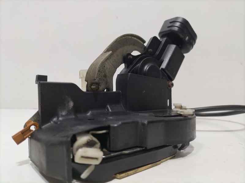 Recambio de cerradura puerta delantera derecha para toyota land cruiser (j9) td gx (5-ptas.) referencia OEM IAM 6903060051 82658