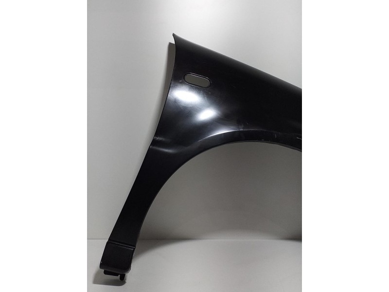 Recambio de aleta delantera derecha para volkswagen polo berlina (6n2) 1.9 sdi referencia OEM IAM 6N0821022H 59541 