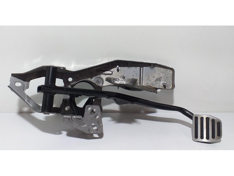 Recambio de pedal freno para volvo xc60 r-design 2wd referencia OEM IAM D5204T7 66758 