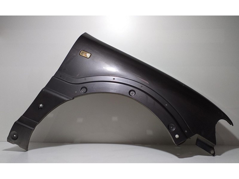 Recambio de aleta delantera derecha para tata safari 4x4 referencia OEM IAM 2004 59546  Recambio de aleta delantera derecha para tata safari 4x4 referencia OEM IAM 2004 59546