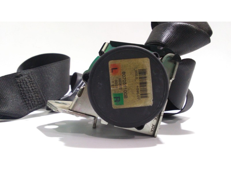 Recambio de cinturon seguridad trasero izquierdo para bmw serie 1 berlina (e81/e87) 118d referencia OEM IAM 607051100B 47503  Recambio de cinturon seguridad trasero izquierdo para bmw serie 1 berlina (e81/e87) 118d referencia OEM IAM 607051100B 47503