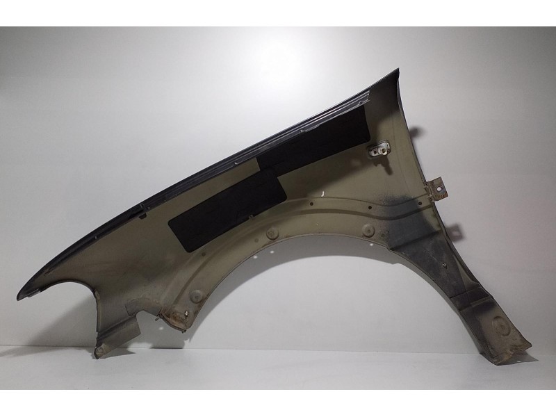 Recambio de aleta delantera derecha para tata safari 4x4 referencia OEM IAM 2004 59546  Recambio de aleta delantera derecha para tata safari 4x4 referencia OEM IAM 2004 59546