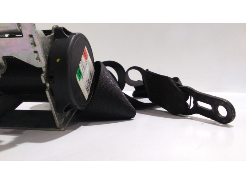 Recambio de cinturon seguridad trasero derecho para bmw serie 1 berlina (e81/e87) 118d referencia OEM IAM 607051100B 47504  Recambio de cinturon seguridad trasero derecho para bmw serie 1 berlina (e81/e87) 118d referencia OEM IAM 607051100B 47504
