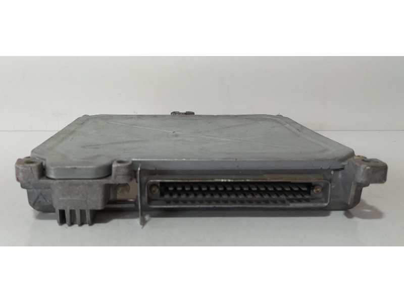 Recambio de centralita motor uce para renault 19 hatchback (b/c53) 1.4 referencia OEM IAM 7700860340 69391 R