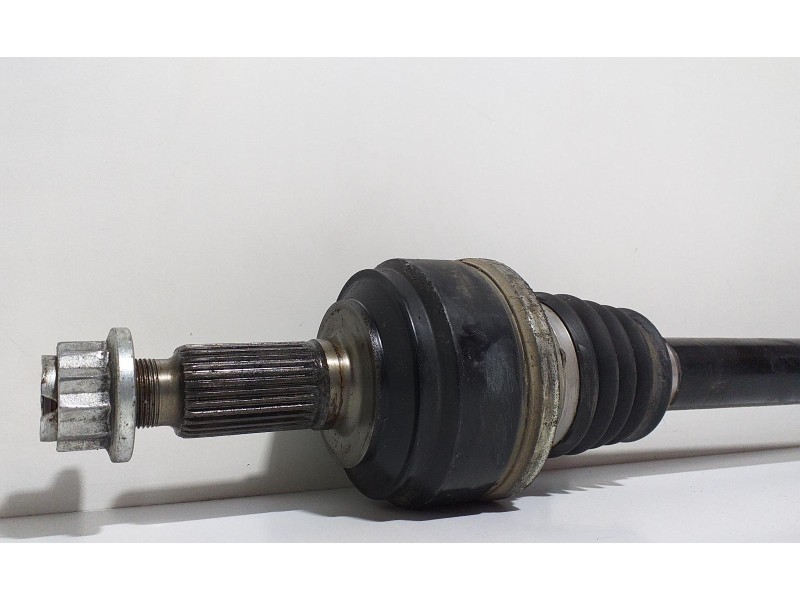 Recambio de transmision trasera izquierda para porsche cayenne (typ 92aa) gts referencia OEM IAM 7P0501201D 66768 