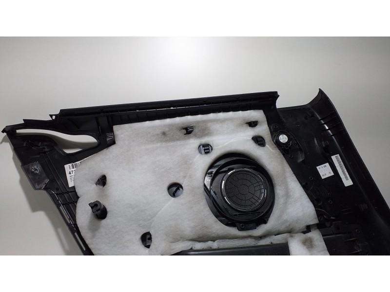 Recambio de guarnecido puerta trasera derecha para audi a5 coupe (8t) 2.0 tdi referencia OEM IAM 8T0867036 59565 