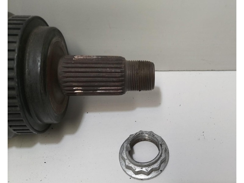 Recambio de transmision trasera derecha para bmw serie 1 berlina (e81/e87) 118d referencia OEM IAM 7533446AI02 76489 