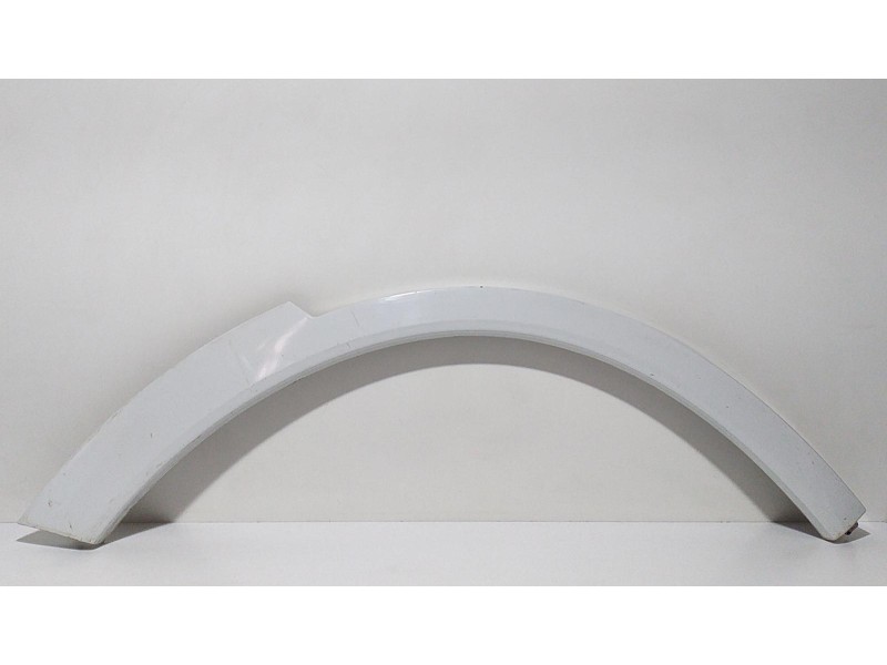 Recambio de aletin trasero derecho para porsche cayenne (typ 92aa) gts referencia OEM IAM 7P5853828G 66770 