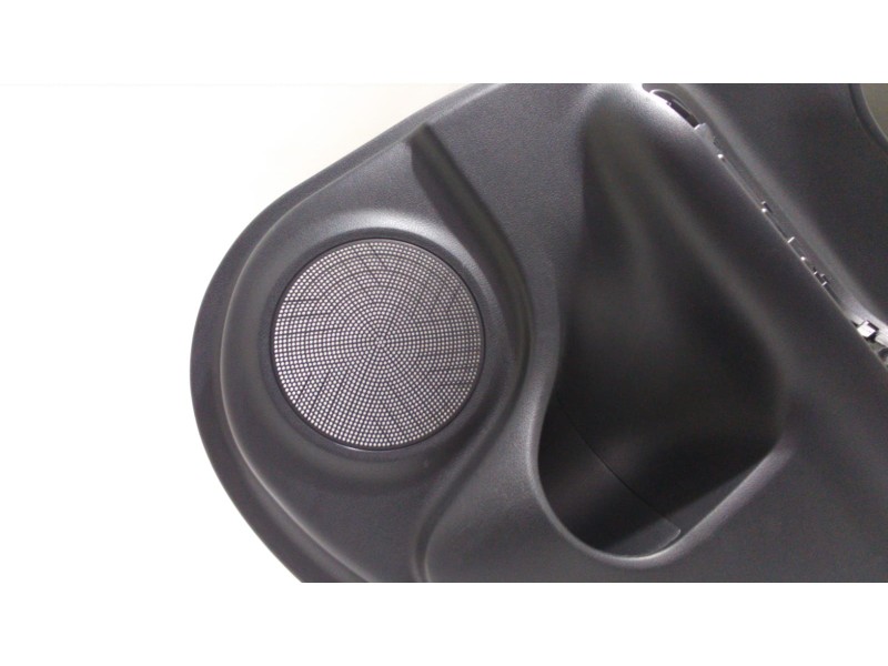 Recambio de guarnecido puerta trasera derecha para nissan juke (f15) acenta referencia OEM IAM 829221KB0A 47528 