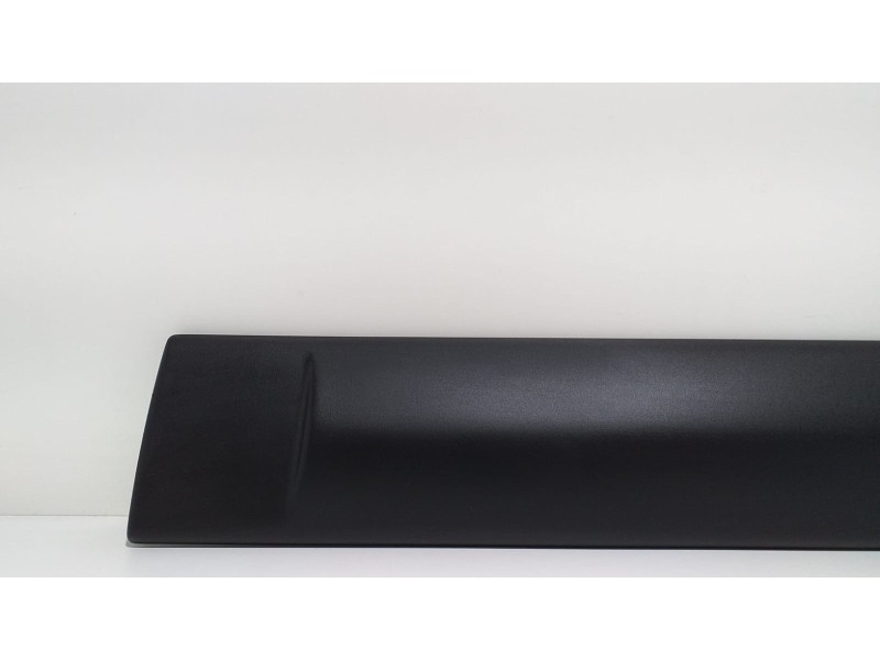 Recambio de molduras traseras para suzuki grand vitara jb (jt) 2.0 jlx-a (5-ptas.) referencia OEM IAM J20A 55383 