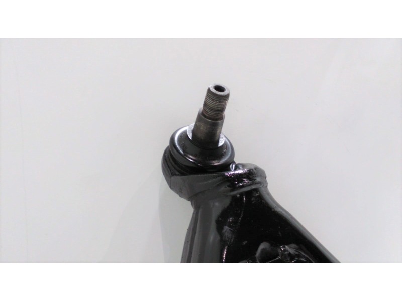 Recambio de brazo suspension inferior delantero izquierdo para mercedes-benz sprinter (w901,w903) combi 210 d (902.471-472) refe