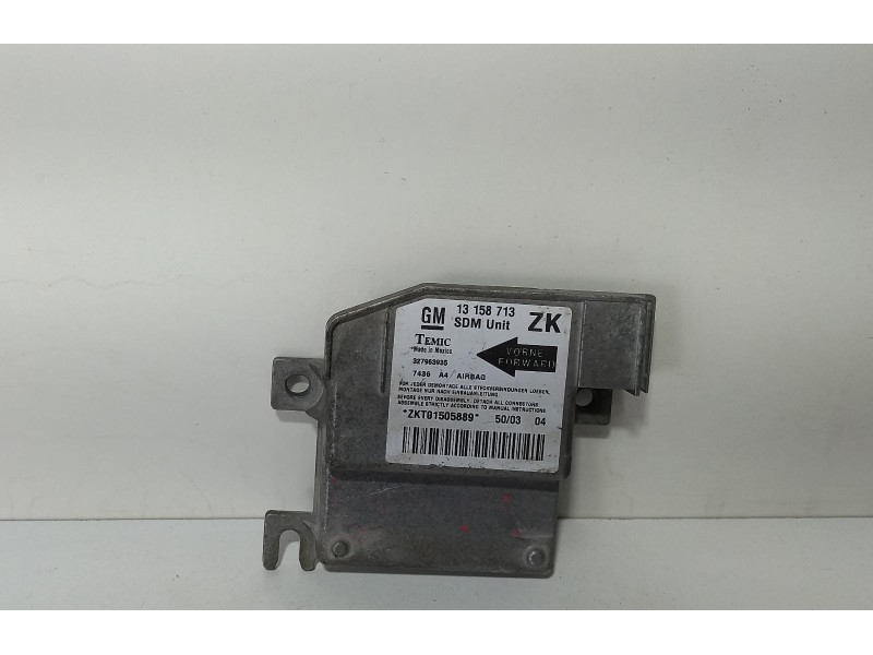 Recambio de centralita airbag para opel meriva cosmo referencia OEM IAM 13158713 69426 R