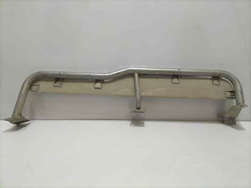 Recambio de estribo para nissan terrano/terrano.ii (r20) comfort referencia OEM IAM 3PUERTAS 82667 