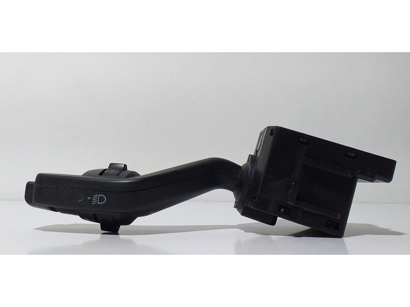 Recambio de mando intermitentes para ford focus berlina (cap) 1.6 tdci cat referencia OEM IAM 4M5T13335BD 66791 