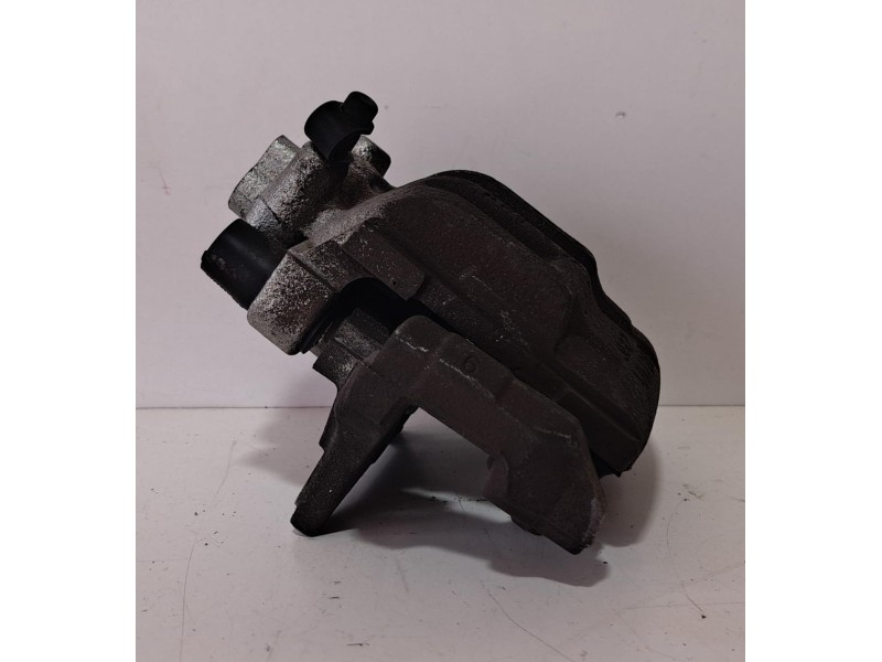 Recambio de pinza freno trasera derecha para bmw serie 1 berlina (e81/e87) 118d referencia OEM IAM 34216768698 76540 