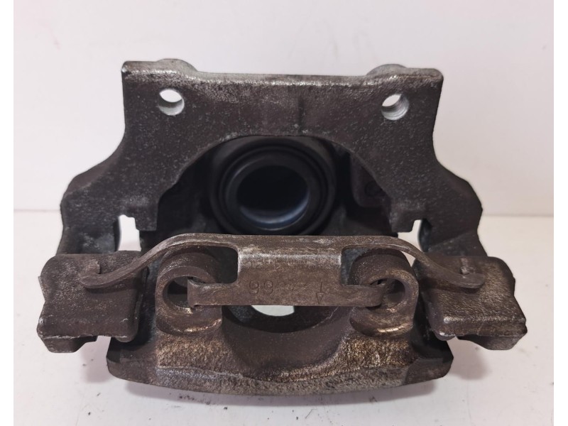 Recambio de pinza freno trasera derecha para bmw serie 1 berlina (e81/e87) 118d referencia OEM IAM 34216768698 76540 