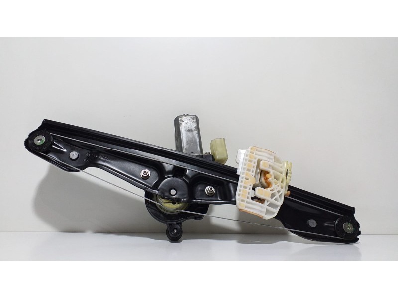 Recambio de elevalunas trasero izquierdo para bmw serie 1 lim. (f20) 116d referencia OEM IAM 7242555 59673 