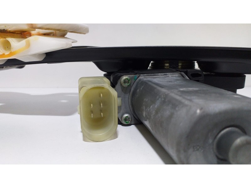 Recambio de elevalunas trasero izquierdo para bmw serie 1 lim. (f20) 116d referencia OEM IAM 7242555 59673 