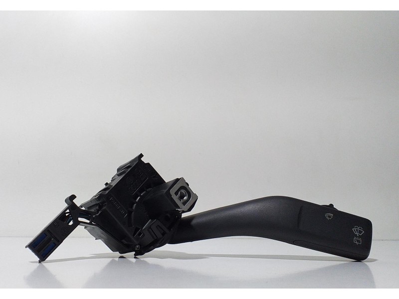 Recambio de mando limpia para volkswagen touran (1t1) 2.0 tdi referencia OEM IAM 1K0953519 66798  Recambio de mando limpia para volkswagen touran (1t1) 2.0 tdi referencia OEM IAM 1K0953519 66798