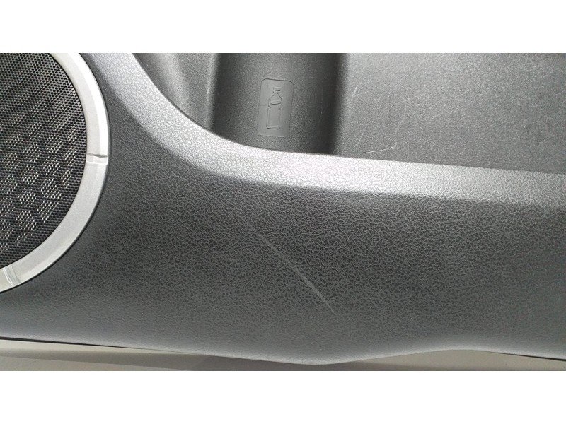 Recambio de guarnecido puerta delantera derecha para suzuki grand vitara jb (jt) 2.0 jlx-a (5-ptas.) referencia OEM IAM 8371265J