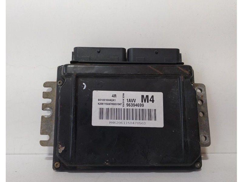 Recambio de centralita motor uce para chevrolet nubira berlina se referencia OEM IAM 96394699 69448 R