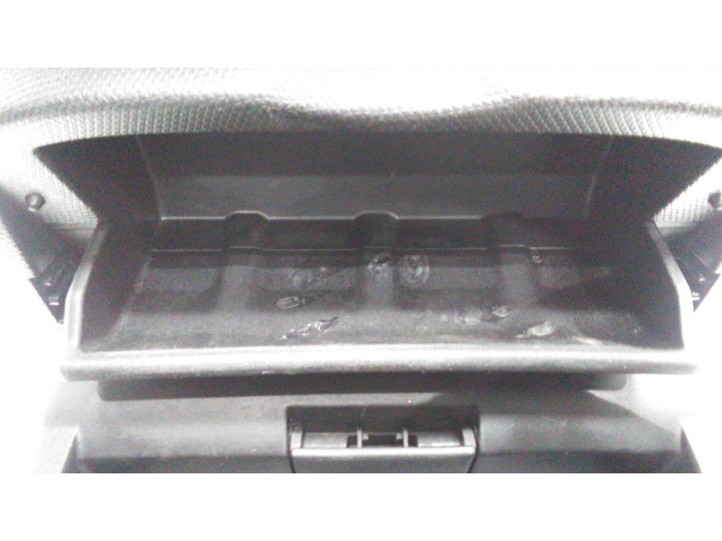 Recambio de guantera para nissan micra (k12e) acenta referencia OEM IAM 68930AX700 47602 