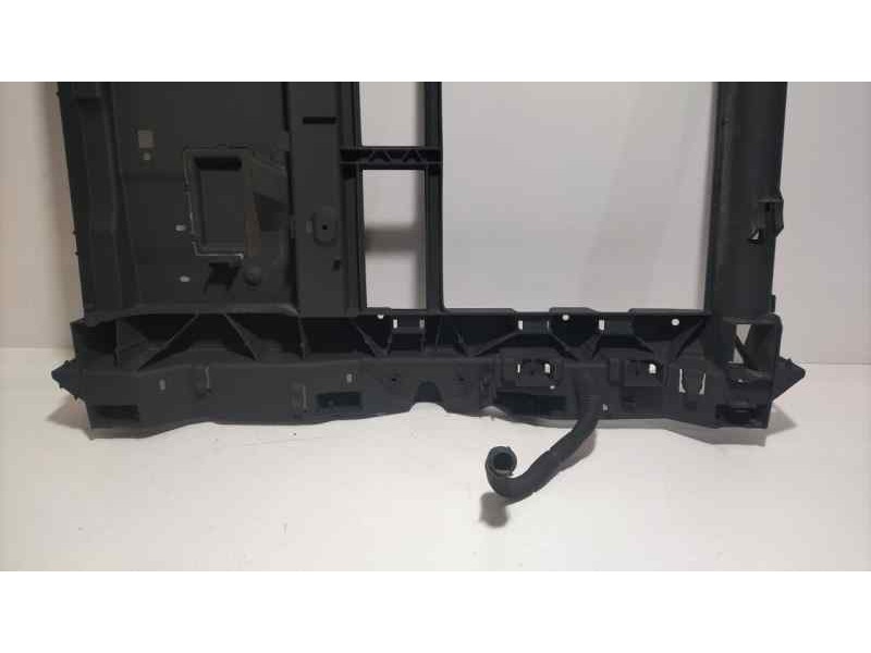 Recambio de panel frontal para peugeot 207 confort referencia OEM IAM 9682586480 80856 