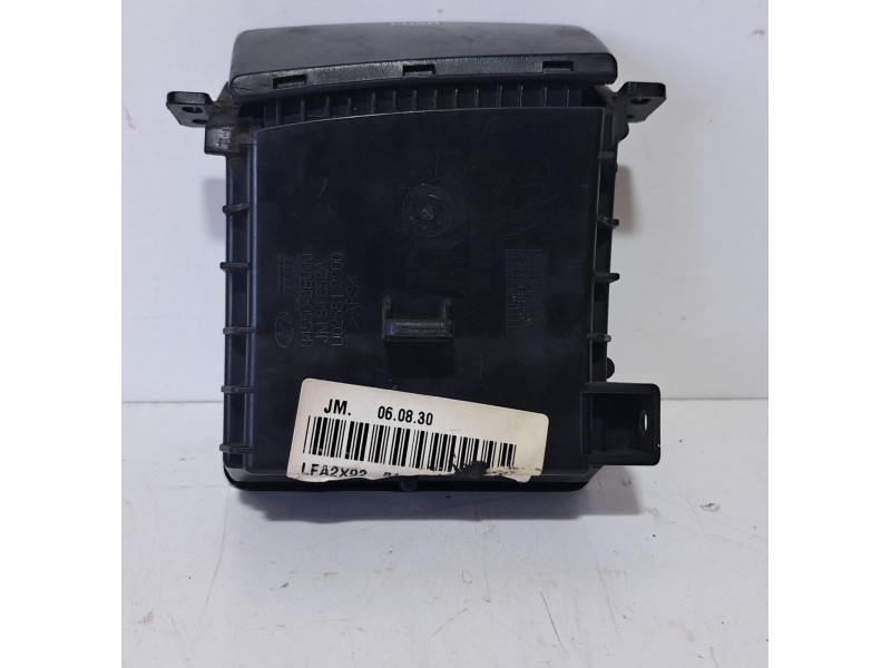 Recambio de cenicero para hyundai tucson (jm) 2.0 crdi comfort (4wd) referencia OEM IAM 845502E000 76555 R