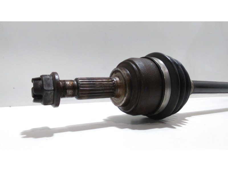Recambio de transmision delantera derecha para nissan micra (k12e) acenta referencia OEM IAM 39100AY10A 47616 