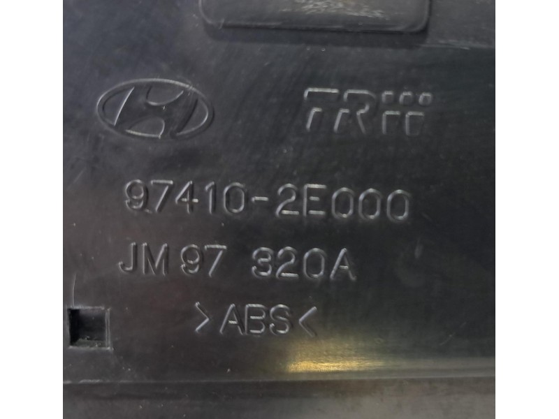 Recambio de rejilla aireadora para hyundai tucson (jm) 2.0 crdi comfort (4wd) referencia OEM IAM 974102E000 76557 R