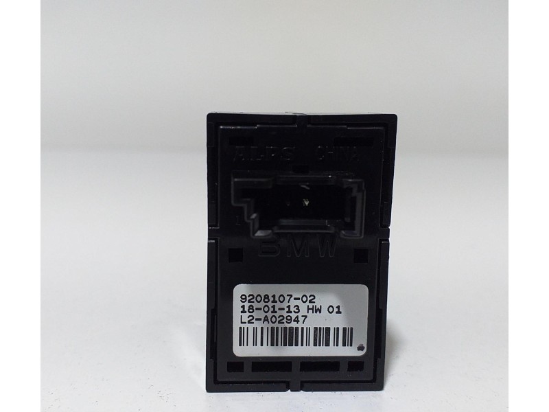 Recambio de mando elevalunas delantero derecho para bmw serie 1 lim. (f20) 116d referencia OEM IAM 9208107 59727 
