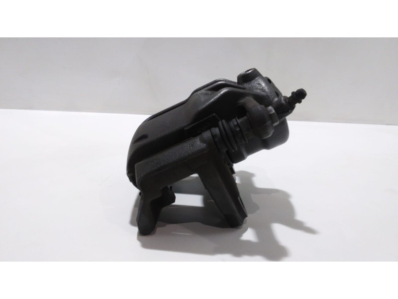 Recambio de pinza freno delantera izquierda para nissan micra (k12e) acenta referencia OEM IAM 41011AX60A 47640 