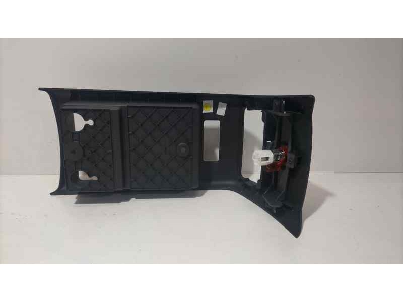 Recambio de molduras delanteras para audi a6 berlina (4f2) 3.0 tdi quattro (165kw) referencia OEM IAM 4F0863244C 80869 