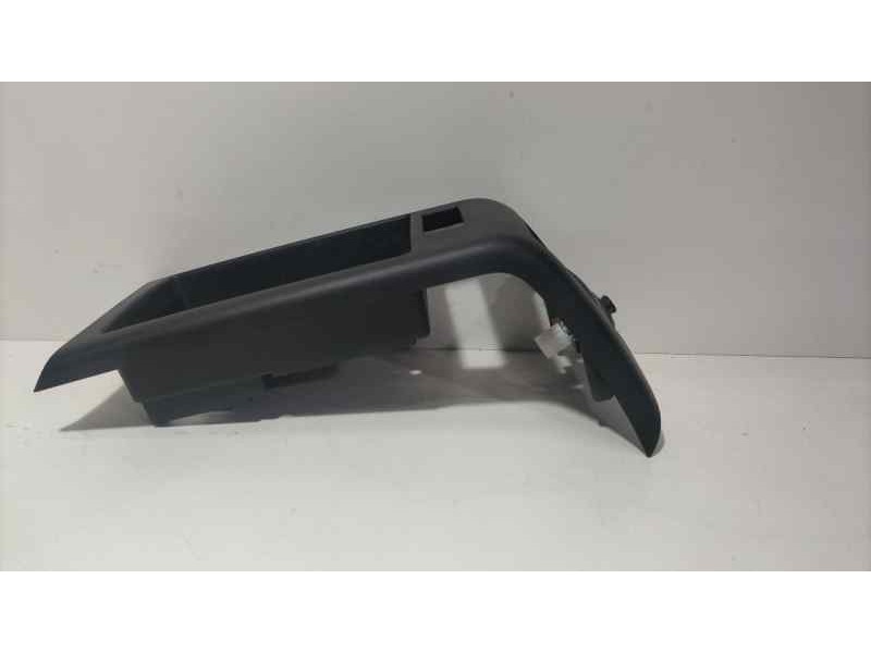 Recambio de molduras delanteras para audi a6 berlina (4f2) 3.0 tdi quattro (165kw) referencia OEM IAM 4F0863244C 80869 