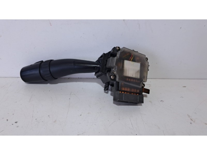 Recambio de mando limpia para hyundai tucson (jm) 2.0 crdi comfort (4wd) referencia OEM IAM 621W05200 76561 R