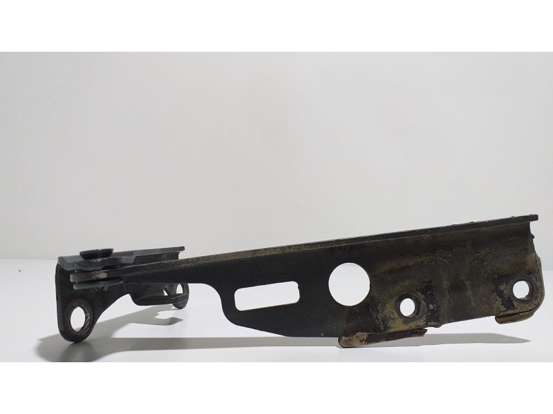 Recambio de capot para ford maverick (ml) glx referencia OEM IAM TD27 55516 