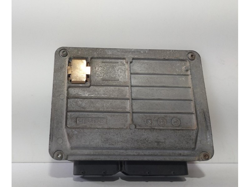 Recambio de centralita motor uce para skoda fabia familiar (6y5) comfort line referencia OEM IAM 047906033C 69499 R