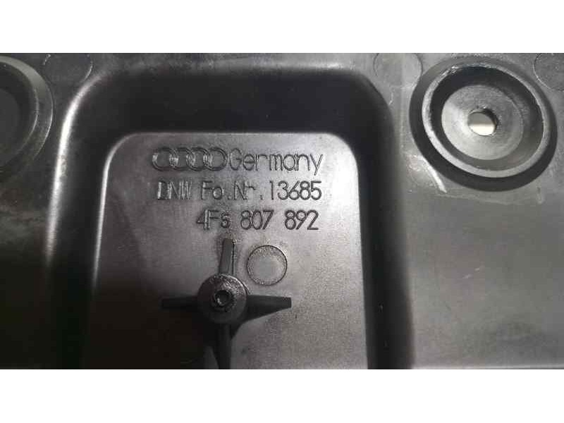 Recambio de molduras traseras para audi a6 berlina (4f2) 3.0 tdi quattro (165kw) referencia OEM IAM 4F5807892 80878 